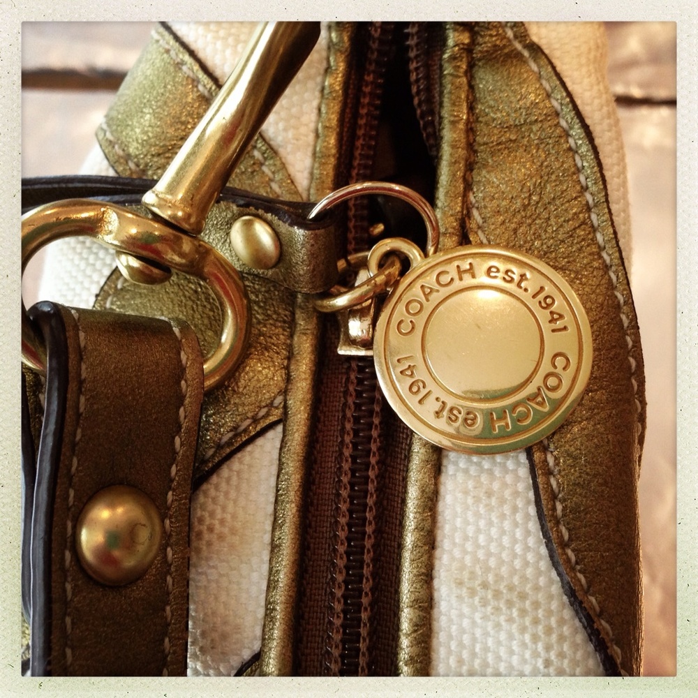 Coach Handbag - Picture 3 of 4